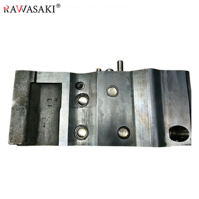 PC1000-1 WA-600-3 Excavator 6D170E Engine Head Cylinder 6240-11-1102 6240-11-1101 6240-11-1100